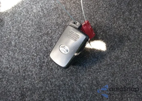 2017 Toyota Corolla Xse from USA, damaged, VIN 2T1BURHE5HC834106